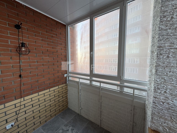 
  Продается 2-комн. квартира 63.7 м², в ЖК Молодежный, дом 4. Фото 15.