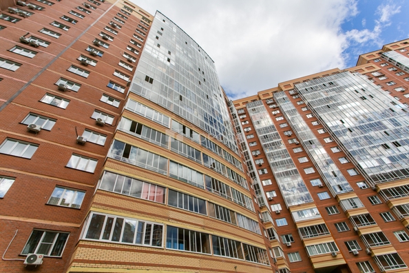 
  Продается 3-комн. квартира 81.4 м², в ЖК Радужный каскад, б/с 19. Фото 35.