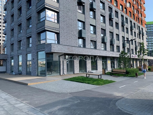 
  Продается универсальное помещение 187 м², в ЖК Ясный берег, дом 18. Фото 2.
