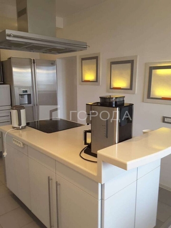 
  Продается 4-комн. квартира 154.5 м². Фото 1.