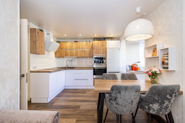 
  Продается 2-комн. квартира 62 м². Фото 1.