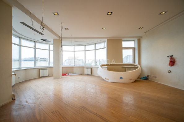 
  Продается 3-комн. квартира 179 м². Фото 29.