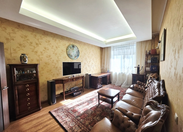 
  Продается 3-комн. квартира 77 м². Фото 1.