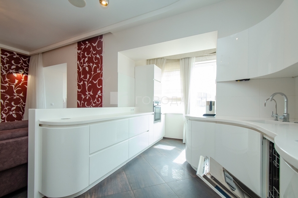 
  Продается 2-комн. квартира 110 м². Фото 7.