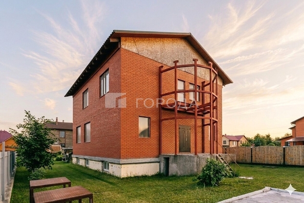 
  Продается дом 300 м². Фото 1.