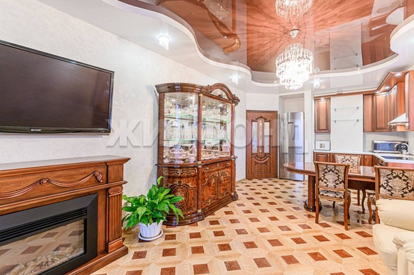 
  Продается 3-комн. квартира 71.7 м², в ЖК Золотая нива, дом 1. Фото 1.