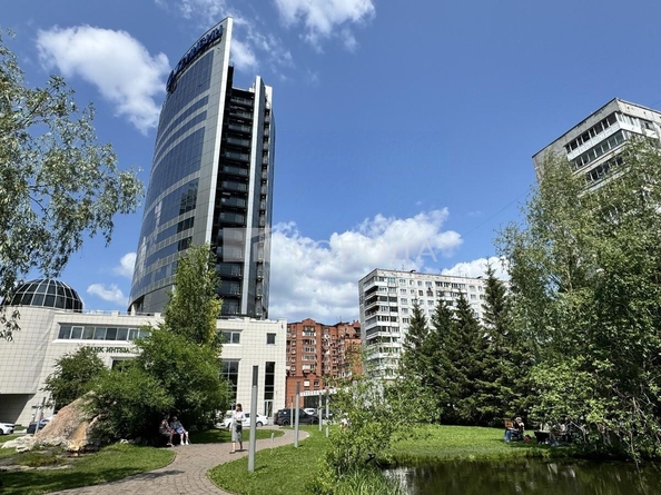 
  Сдается офис 186 м². Фото 1.