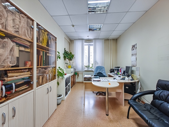 
  Сдается офис 92.8 м². Фото 8.