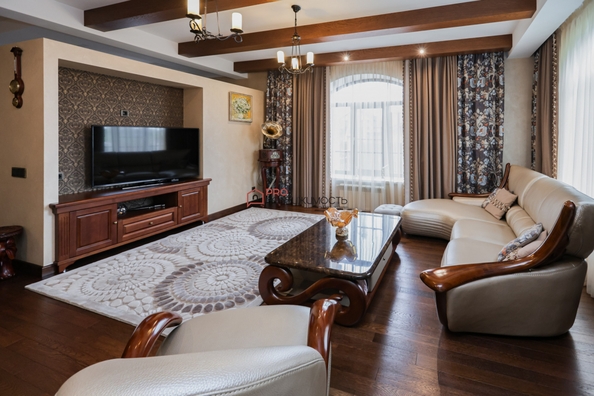 
  Продается дом 290 м². Фото 1.