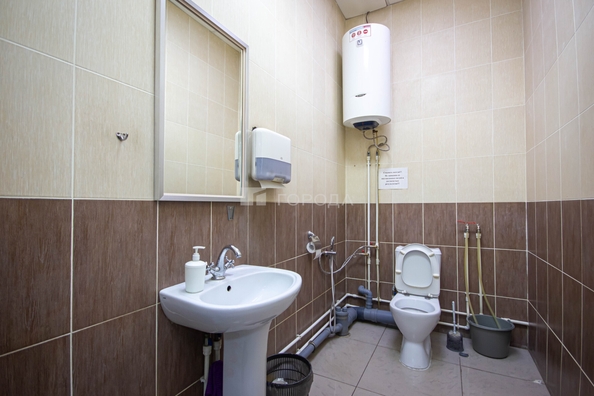 
  Сдается универсальное помещение 891.9 м². Фото 47.