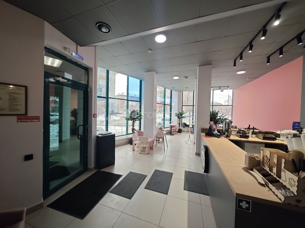 
  Сдается универсальное помещение 70 м². Фото 1.