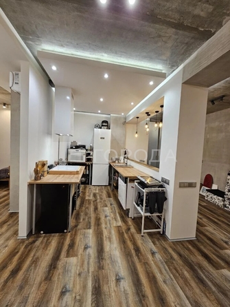 
  Продается 4-комн. квартира 100.4 м². Фото 1.