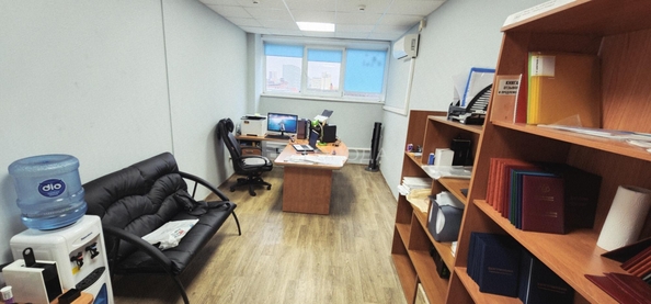 
  Продается офис 56.2 м². Фото 2.