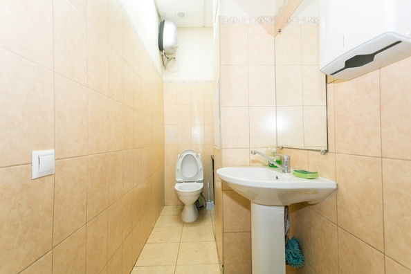 
  Сдается офис 77.7 м². Фото 10.