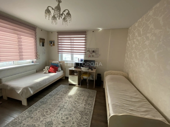 
  Продается 4-комн. квартира 112 м². Фото 1.