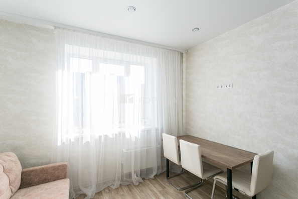 
  Продается 1-комн. квартира 38.9 м², в ЖК Радужный каскад, б/с 19. Фото 10.