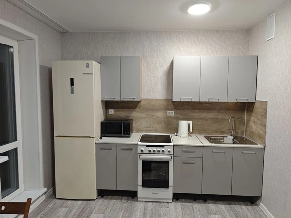 
  Сдам 1-комн. квартиру 32 м². Фото 7.