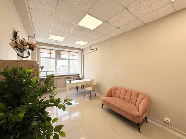 
  Сдается офис 18.1 м². Фото 2.