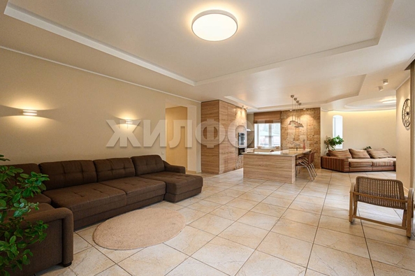 
  Продается дом 375.9 м². Фото 1.