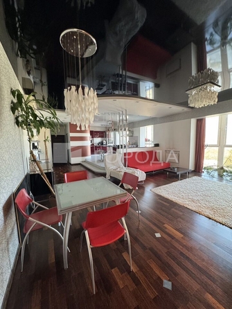 
  Продается 4-комн. квартира 140 м². Фото 1.