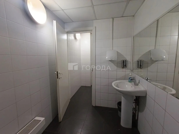 
  Сдается универсальное помещение 583 м². Фото 8.