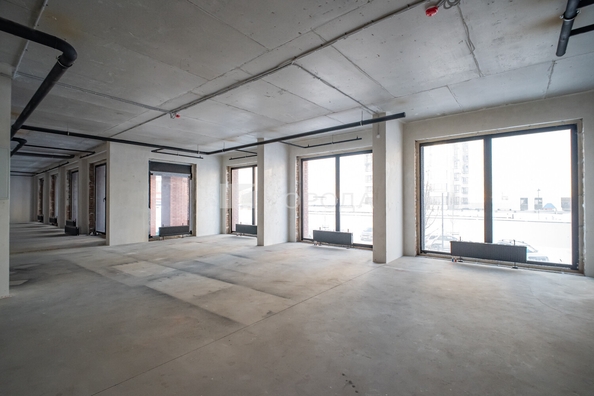
  Сдается универсальное помещение 205 м², в ЖК Мылзавод, дом 2. Фото 8.