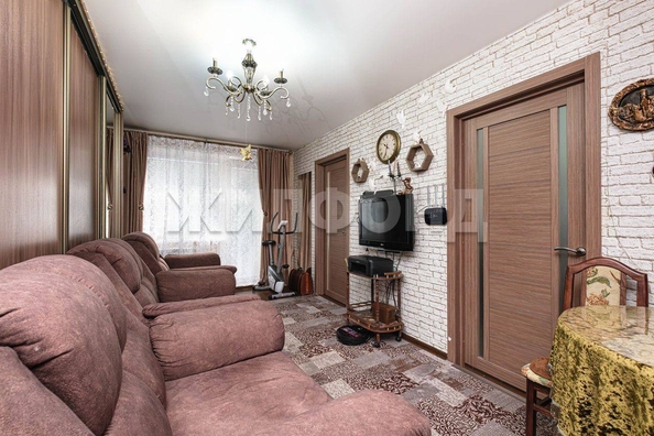 
  Продается 4-комн. квартира 59.9 м². Фото 1.