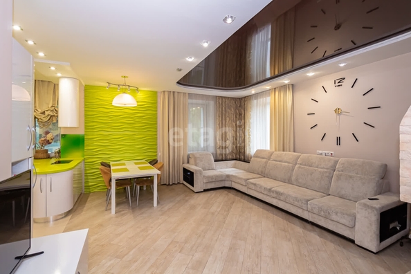 
  Продается дом 300 м². Фото 1.