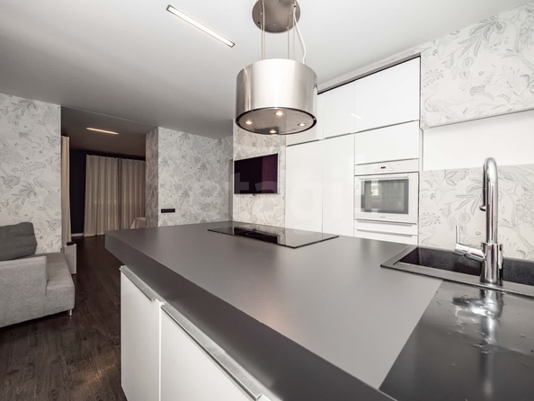 
  Продается 1-комн. квартира 51.1 м². Фото 1.