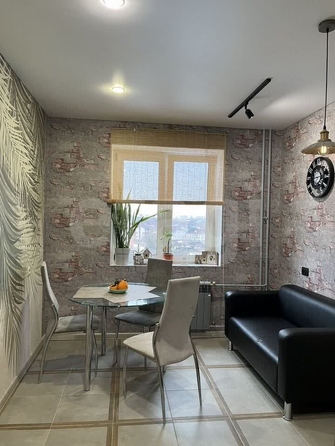 
  Продается 2-комн. квартира 63.7 м². Фото 2.