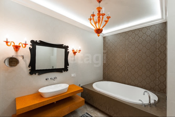 
  Продается 4-комн. квартира 184 м². Фото 23.