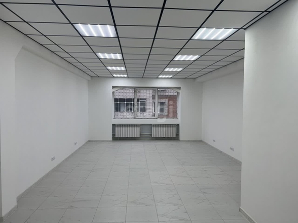 
  Продается универсальное помещение 46.1 м². Фото 1.