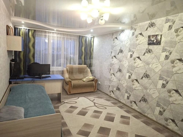 
  Продается 4-комн. квартира 90 м². Фото 1.