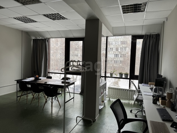 
  Продается офис 32.4 м². Фото 2.