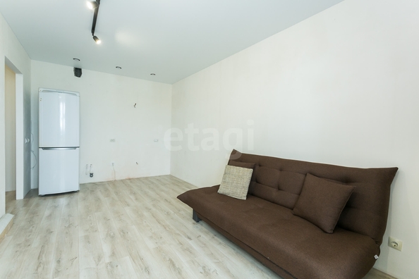 
  Продается 2-комн. квартира 37.2 м², в ЖК Радуга Сибири, дом 5. Фото 7.
