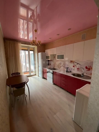 
  Сдается 2-комн. квартира 54 м². Фото 1.