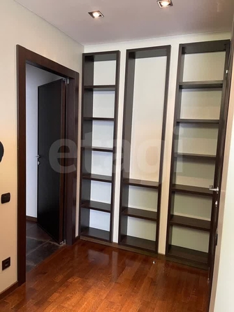 
  Продается 4-комн. квартира 132 м². Фото 23.
