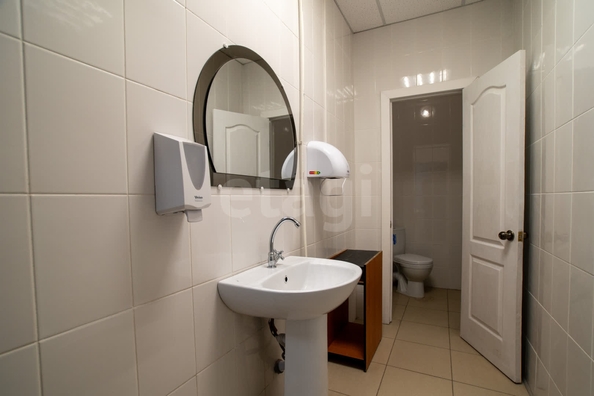 
  Сдается офис 67.6 м². Фото 25.