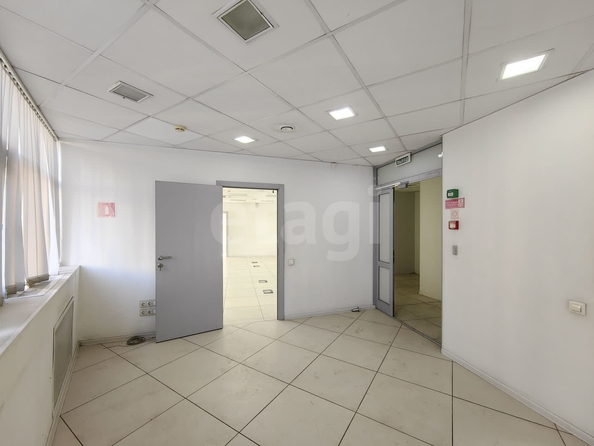 
  Сдается офис 378.3 м². Фото 17.