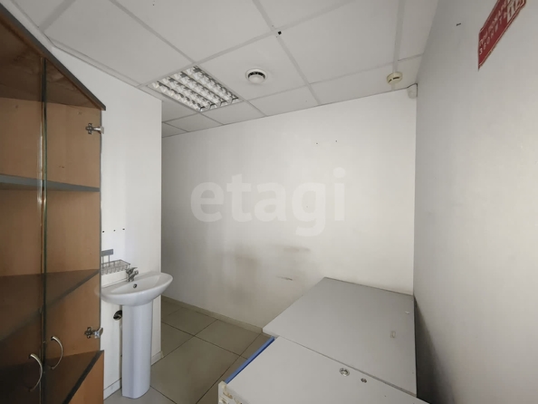 
  Сдается офис 378.3 м². Фото 22.