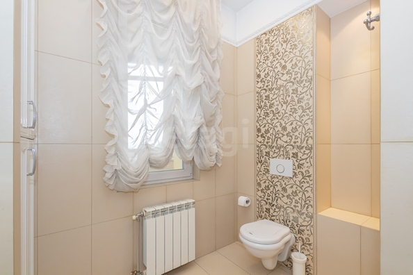 
  Продается 4-комн. квартира 194.9 м². Фото 23.