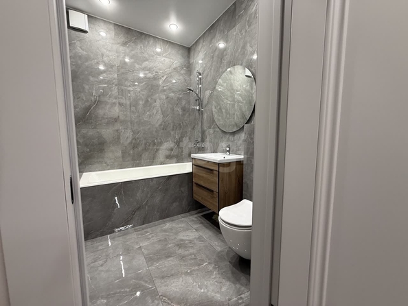 
  Продается 2-комн. квартира 65.7 м², в ЖК Чернышевский, б/с 1.1, 1.2. Фото 12.