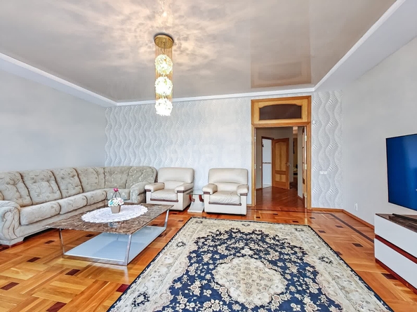 
  Сдается 3-комн. квартира 145 м². Фото 15.