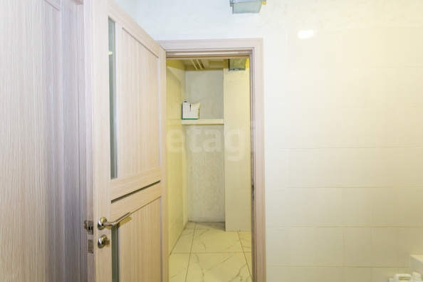 
  Продается офис 138 м², в ЖК Радужный каскад, б/с 19. Фото 21.