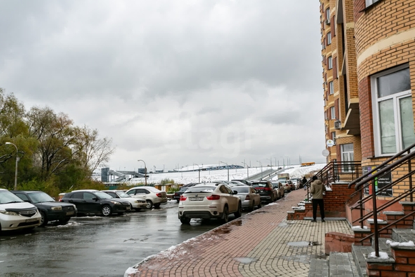 
  Продается офис 138 м², в ЖК Радужный каскад, б/с 19. Фото 26.
