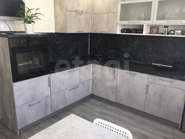 
  Продается 3-комн. квартира 94 м². Фото 1.