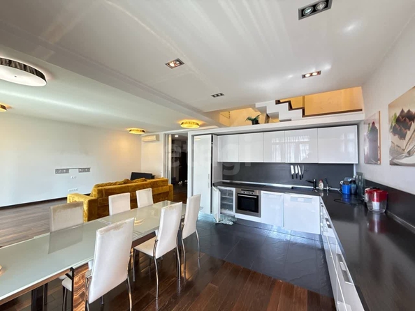 
  Сдается  квартира 199.8 м². Фото 7.