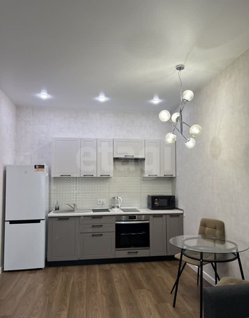 
  Сдается 1-комн. квартира 40 м². Фото 1.