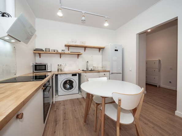 
  Продается 2-комн. квартира 43 м², в ЖК Новые снегири, блок а. Фото 3.
