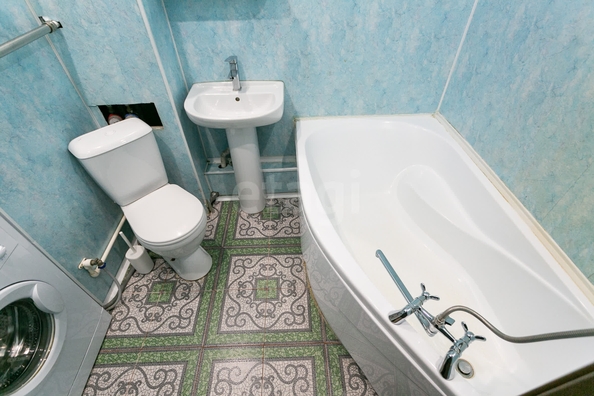 
  Продается студия 27 м², в ЖК Радужный каскад, б/с 19. Фото 6.